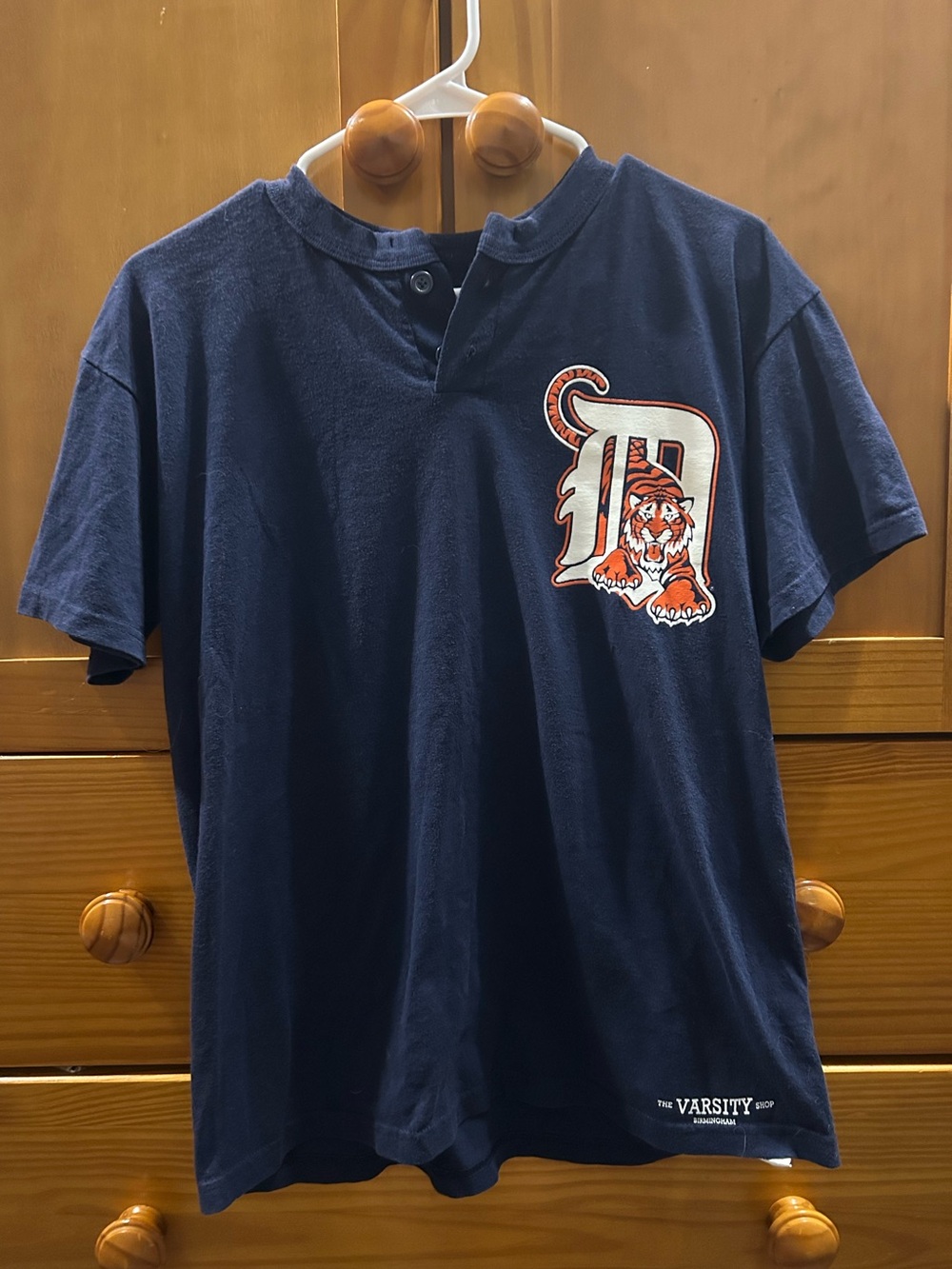 Navy Short-Sleeve Detroit Tigers Logo Henley Shirt
